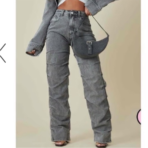 New Pretty Little Things Women's Gray Jeans - Picture 6 of 16